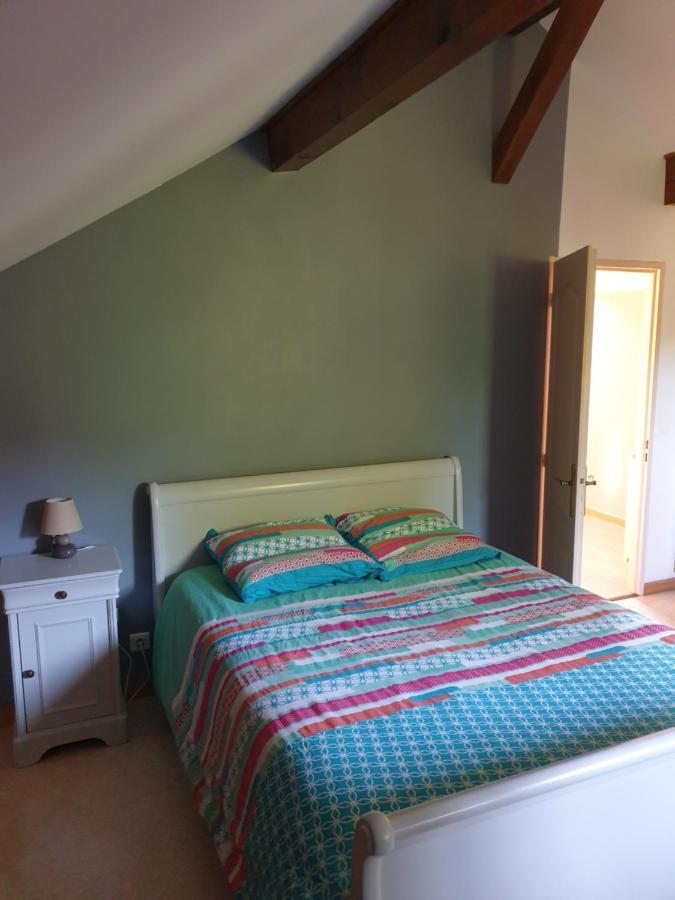 Ferienwohnung Au Gres Du Vent Ruy-Montceau Exterior foto